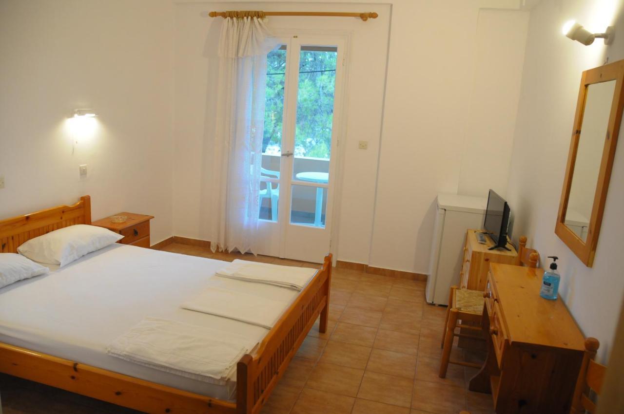 Chalikias Rooms Asprogerakata Exterior foto